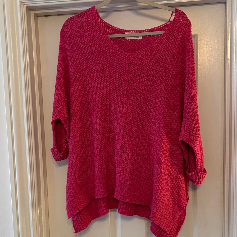 Relaxed V-Neck Oversized Knit Sweater in Fuchsia